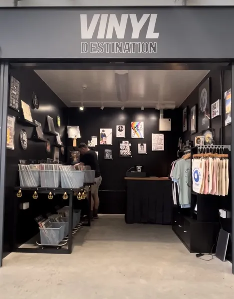 Record store thumbnail: Vinyl Destination