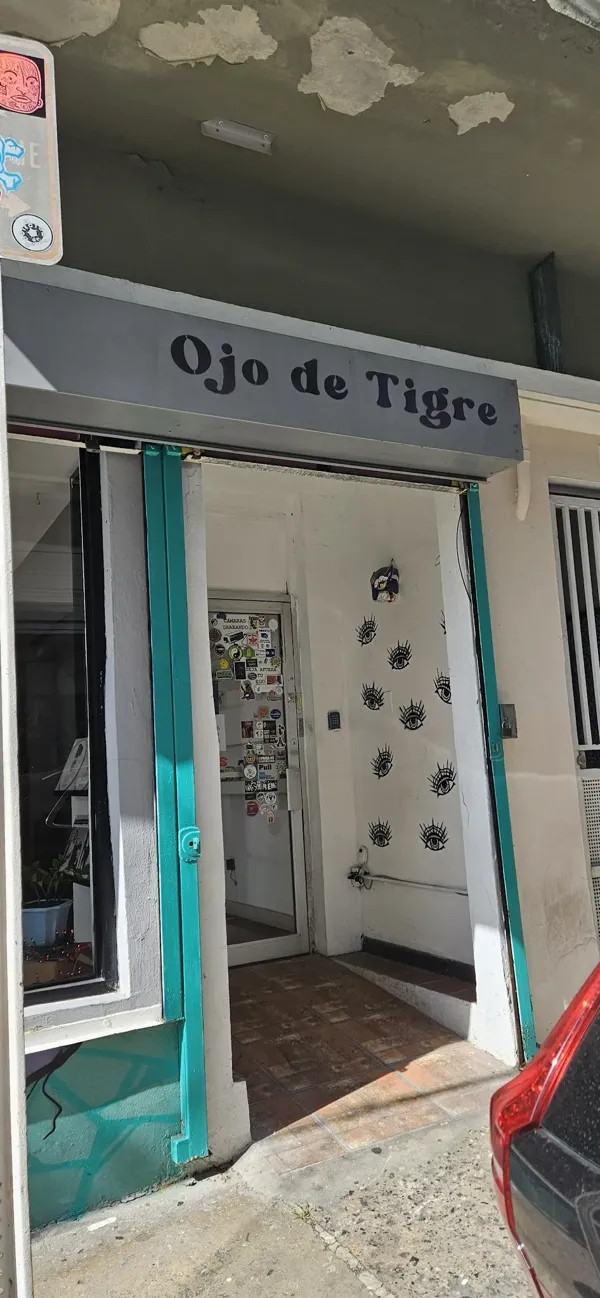 Record store thumbnail: Ojo de Tigre