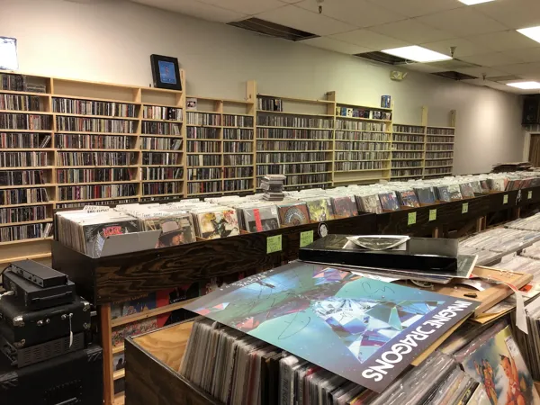 Record Store: Moondog Records