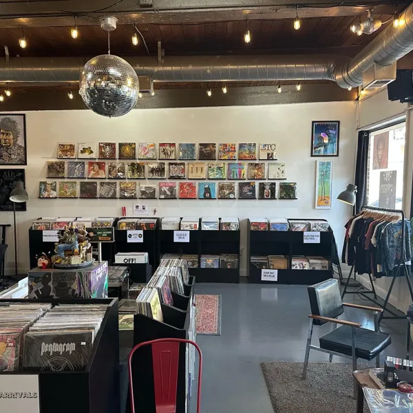 Record store thumbnail: Too Many Records