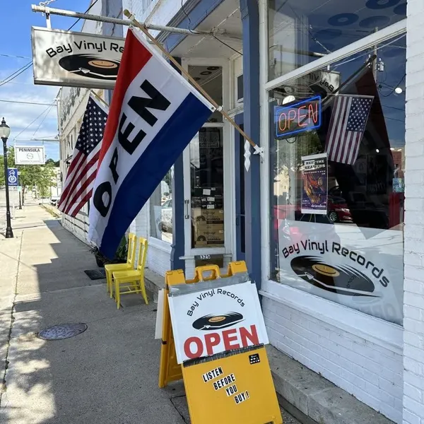 Record Store: Bay Vinyl Records