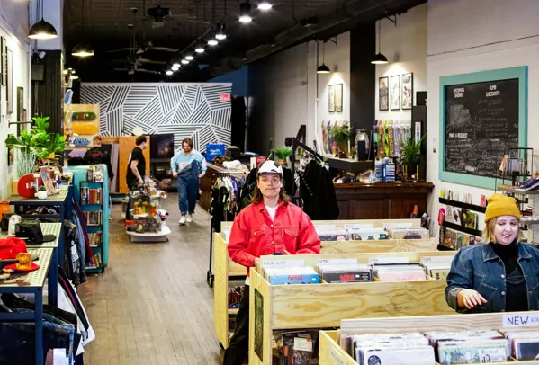 Record store thumbnail: Treedome Vinyl + Vintage