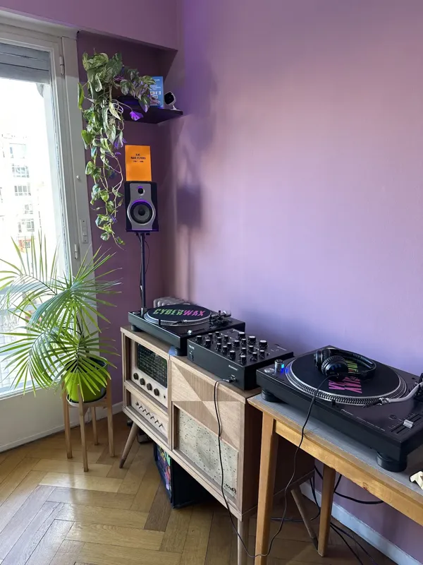 Record store thumbnail: Cyberwax