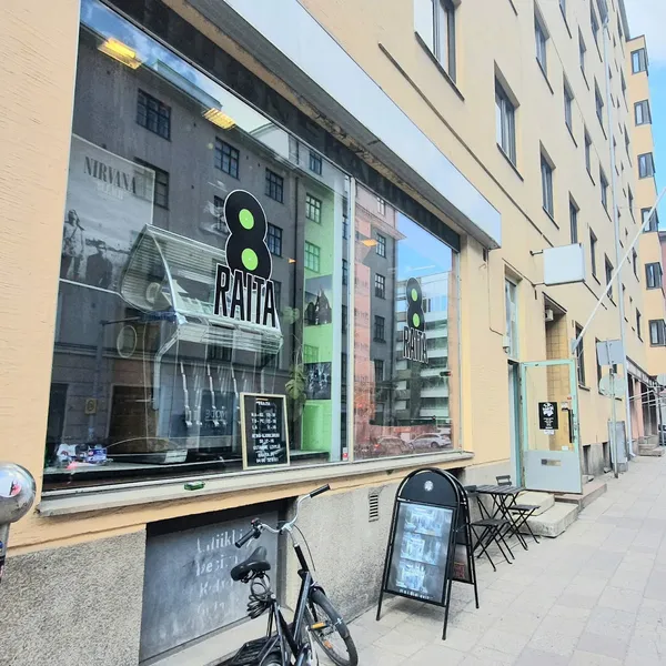 Record Store: 8raita