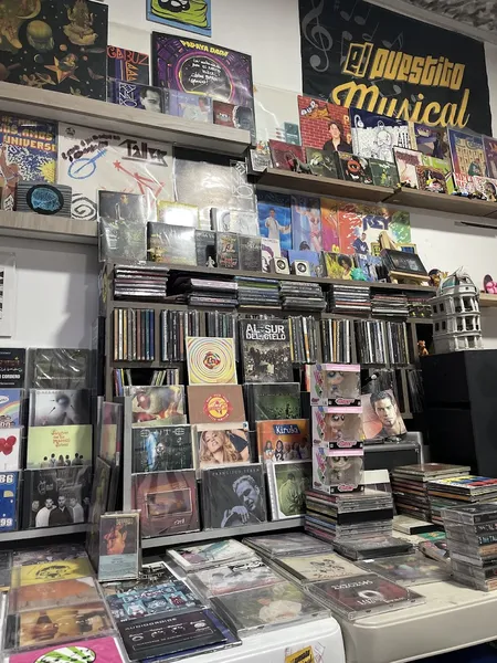 Record store thumbnail: El Puestito Musical