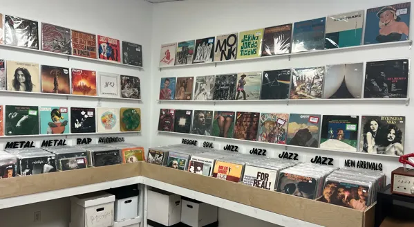 Record store thumbnail: Daydream Records