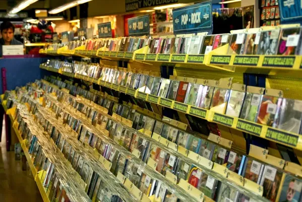 Linacero Disks and Gifts