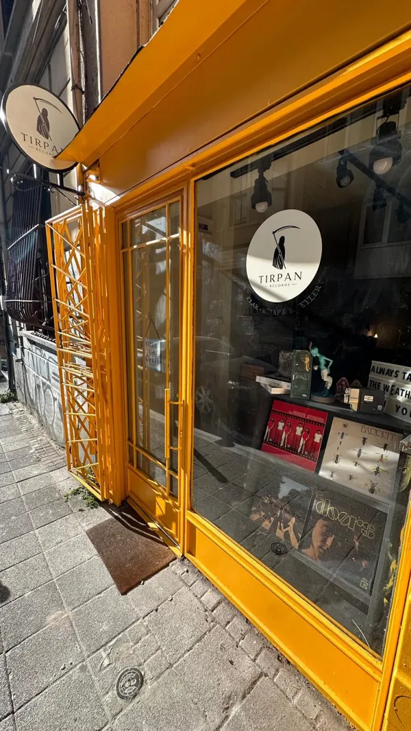 Record Store: Tırpan Records