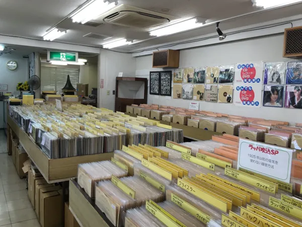 Record store thumbnail: 富士レコード社