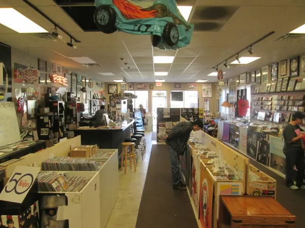 Record store thumbnail: Schoolkids Records