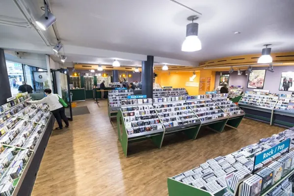 Record store thumbnail: andrä - Music Video Games