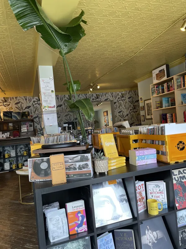 Record store thumbnail: Music & Books