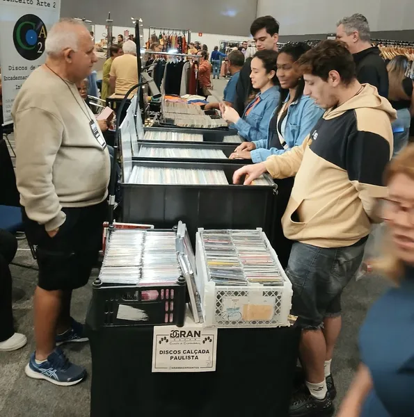 Record store thumbnail: Discos de Vinil Calçada Paulista