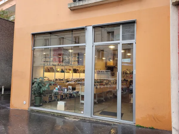 Record store thumbnail: Hark Records