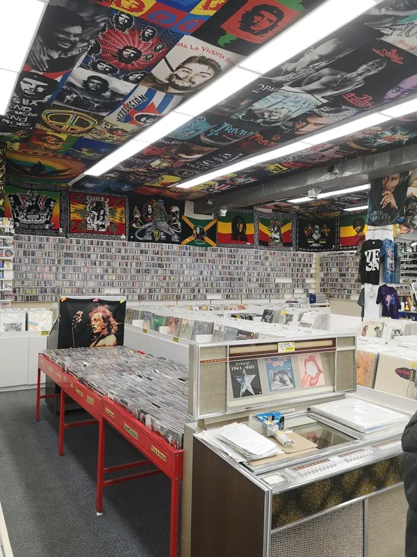 Record store thumbnail: Vintage Vinyl & Hemp Emporium