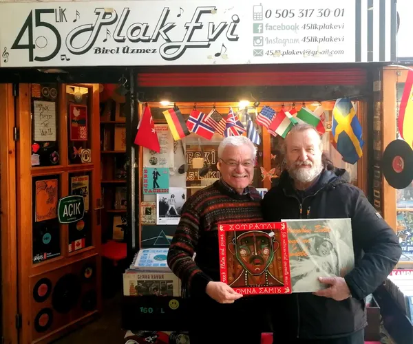 Record Store: Vinyl City