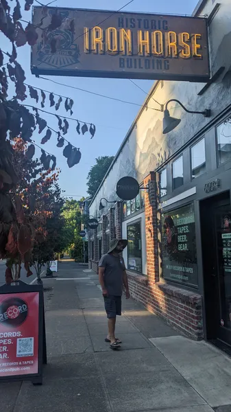 Record store thumbnail: The Record Pub