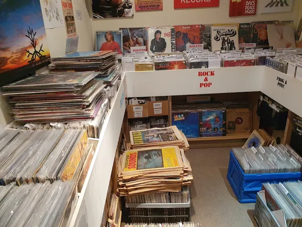 Russell's Records
