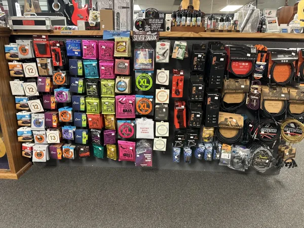 Record store thumbnail: Antique Mkt Vinyl Records