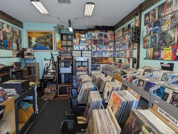 Record Store: Boogie Maru Sounds