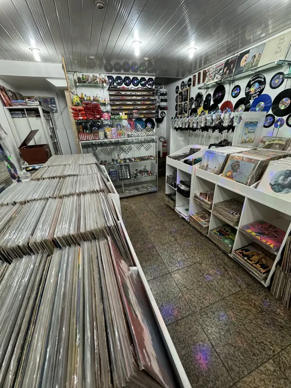 Record Store: Discos e Moedas Raras - BH