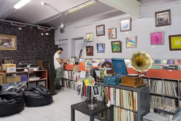 Record Store: 33 ⅓