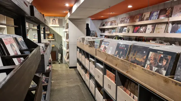 Record store thumbnail: 54 Vintage Vinyl