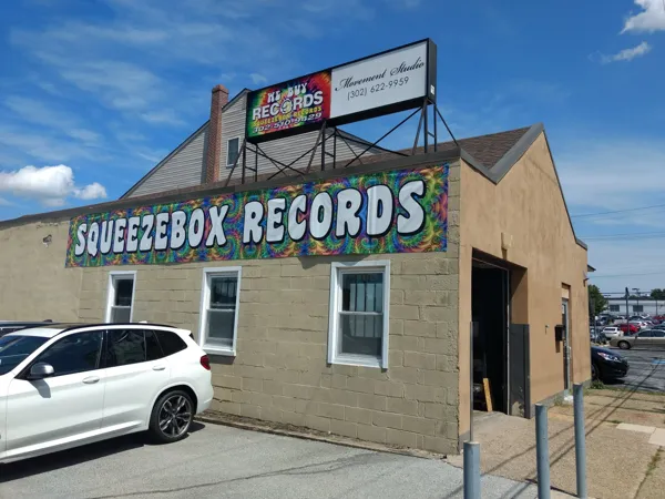 Record Store: SqueezeBox Records
