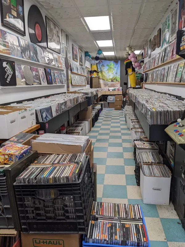 Record store thumbnail: Deep Cuts Record Store
