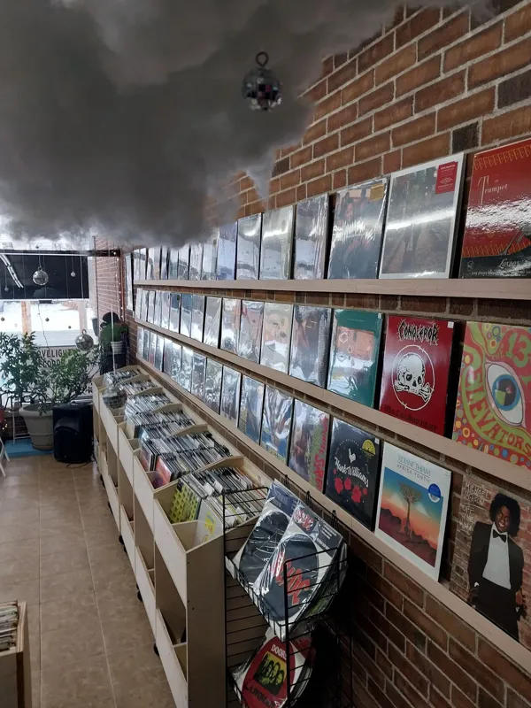 Record store thumbnail: Lovelight Records and Art