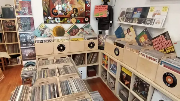 Record store thumbnail: Dj's Paradise