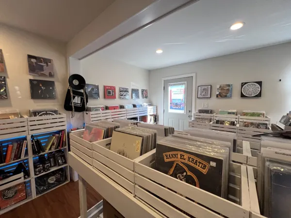Record Store: Hello Goodbye Records