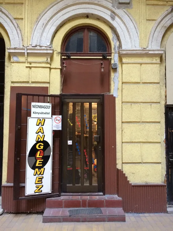 Record Store: Film-Zene Kuckó