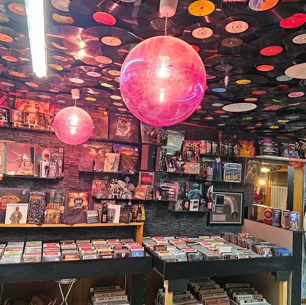 Record Store: cd & vinyl - oase