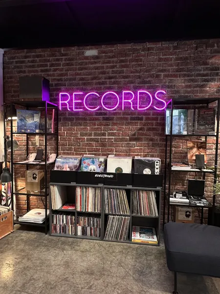 Raw Music Store