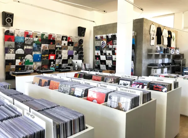 Record store thumbnail: Le Disque Record Store