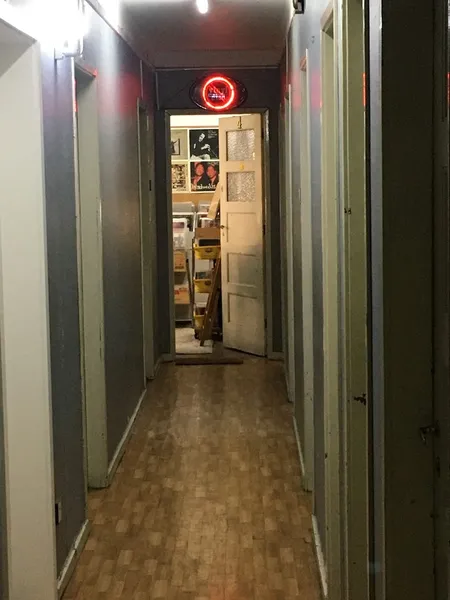 Record store thumbnail: Vinyl Disc