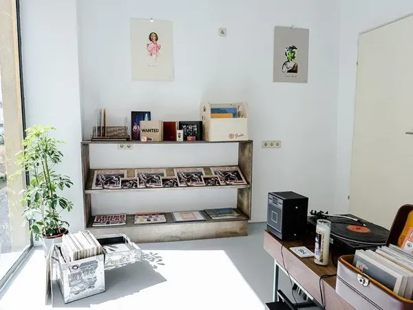 Record Store: personal rec. & Stil Laden