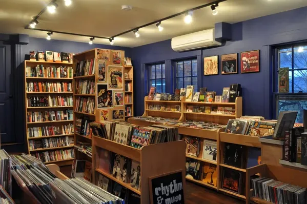 Record store thumbnail: Tres Gatos