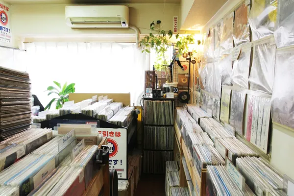 Record store thumbnail: Hot Vinyl