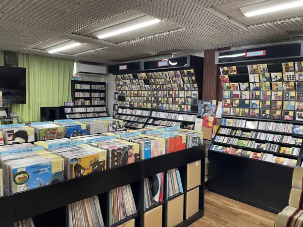Record Store: ジスボーイ