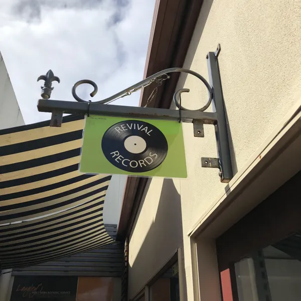Record Store: Revival Records & Books Mount Gambier SA