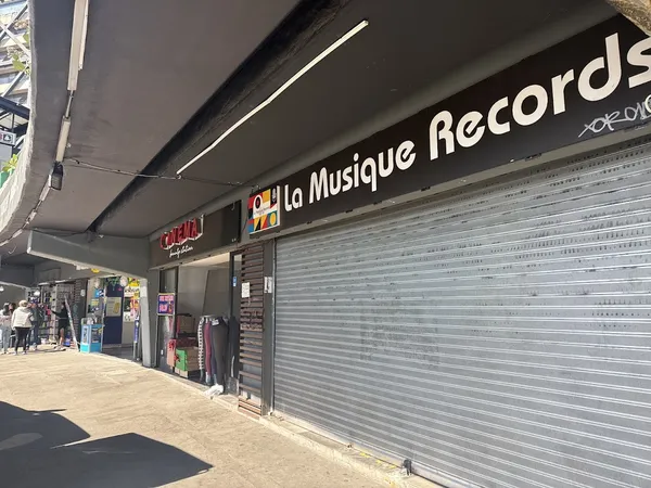 Record store thumbnail: La Musique Records