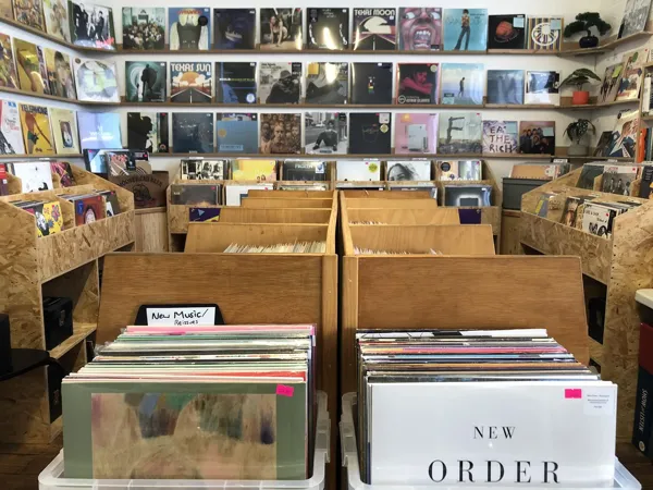 Record store thumbnail: Sticky Black Tarmac | Record Shop