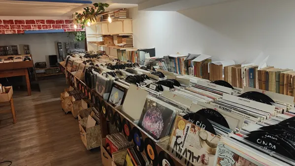 Record Store: Vinyl Store Online