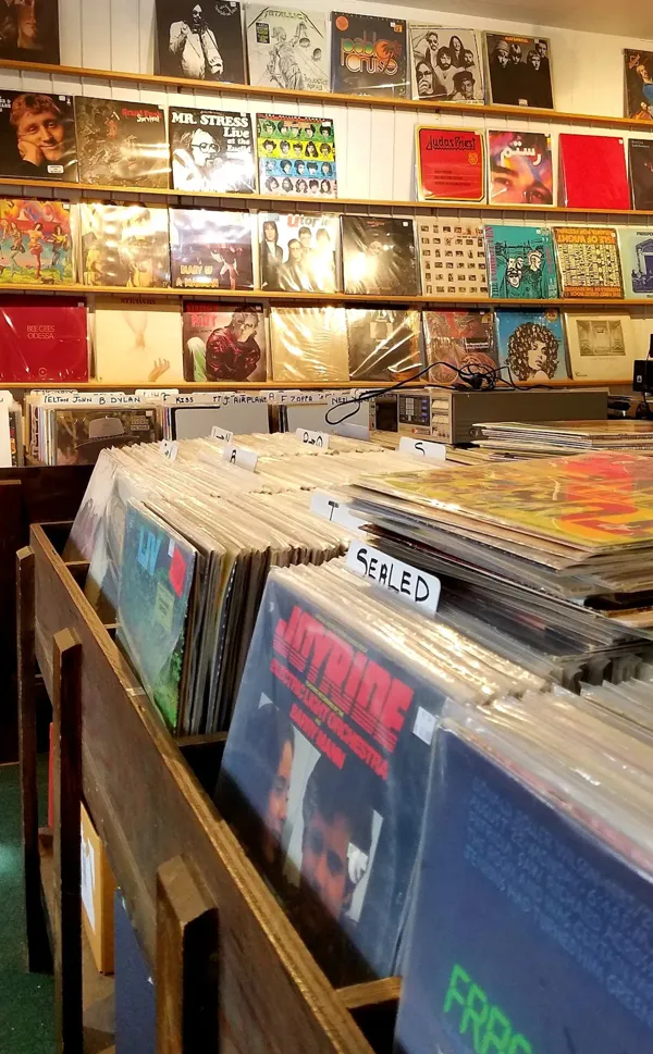 Record Store: Grooves & Tubes