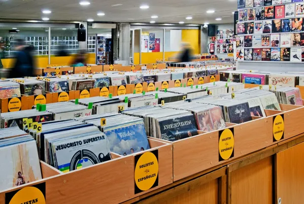 Record store thumbnail: La Metralleta Discos Todo Música y Cine