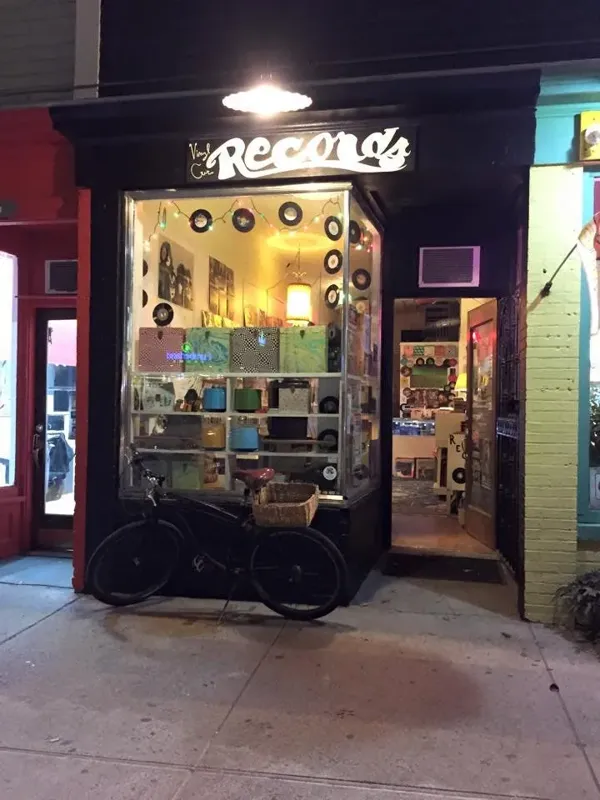 Vinyl Guru Record Shop