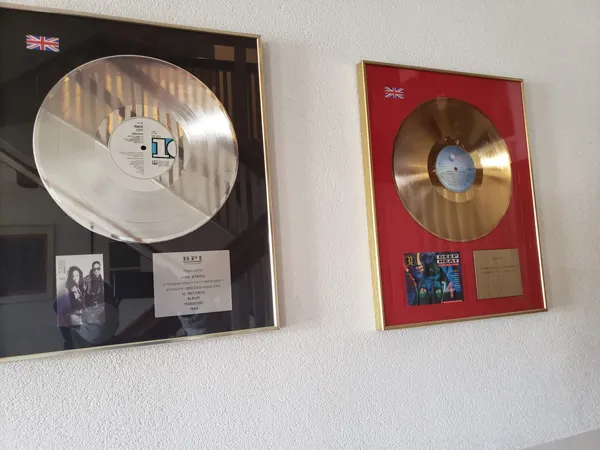 Record store thumbnail: Submerge Record Distribution