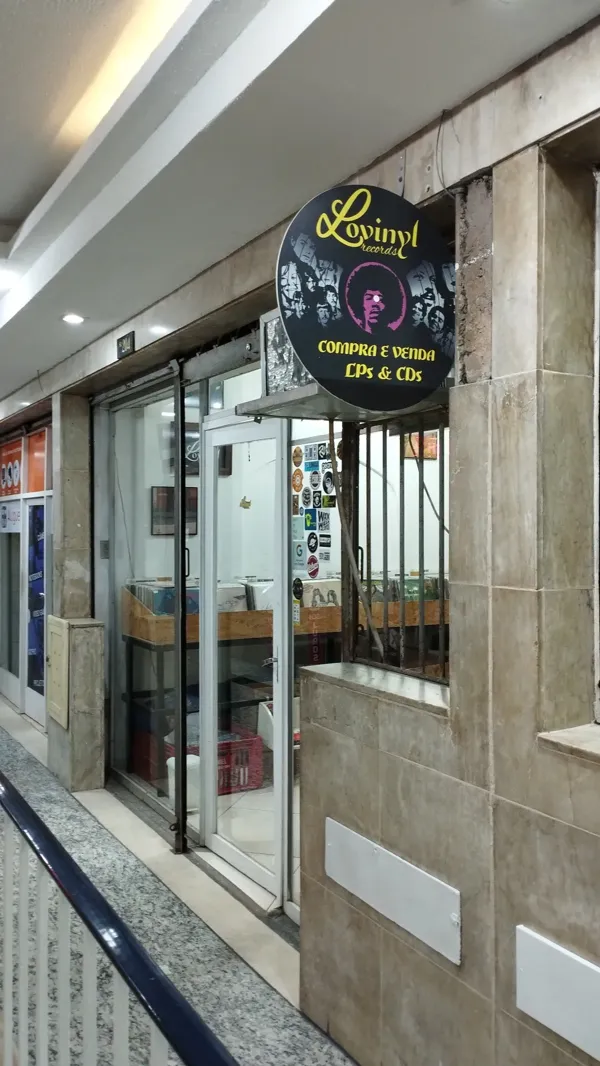 Record Store: Lovinyl Records